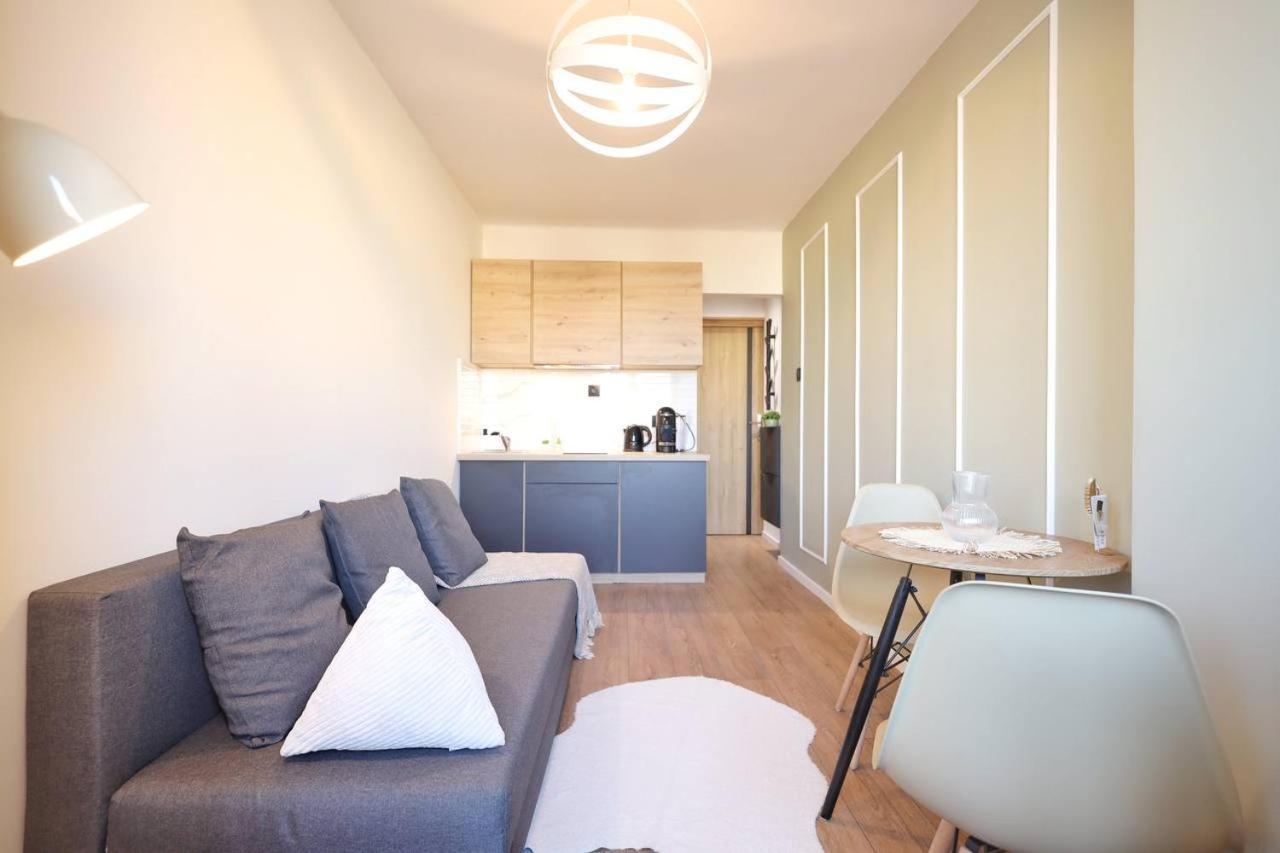 Obok Metra! Apartmenty Natural Apartament Warszawa
